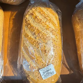 Super Pan Aliñado De Queso Mediano